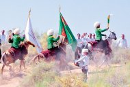 Фоторепортаж: В Туркменистане зажжён факел V Азиатских игр в закрытых помещениях и по боевым искусствам!