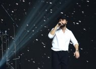 Jonynyň Aşgabatdaky konsertinden fotoreportaž