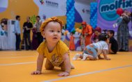 Kids Expo: Bebekler arasında yapılan emekleme yarışı