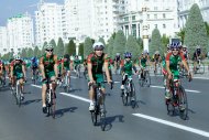 Ashgabat hosts mass bike ride timed to coincide with World Bicycle Day