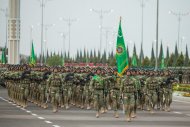 Фоторепортаж: Военный парад по случаю 75-й годовщины Победы в Великой Отечественной войне 1941-1945 годов в Ашхабаде