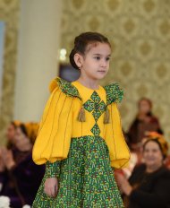 A show of women's clothing from leading national designers took place at the Ashgabat Fashion House