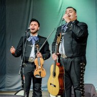 Fotoreportaž: Balkanabatda we Türkmenbaşyda «Mariachi Champaña Nevin» amerikan toparynyň konserti geçirildi