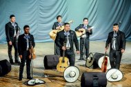 Fotoreportaž: Balkanabatda we Türkmenbaşyda «Mariachi Champaña Nevin» amerikan toparynyň konserti geçirildi