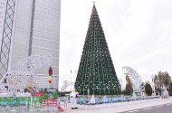 Aşgabadyň täze ýyl keşbinden fotoreportaž