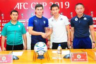 Photo report: Meeting and press conference of representatives of FC Altyn Asyr and Hanoi FC before the 2019 AFC Cup match