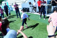 Fotoreportaž: Aşgabatda «Grassroots» çagalar futbol festiwaly geçirildi