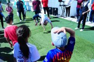 Fotoreportaž: Aşgabatda «Grassroots» çagalar futbol festiwaly geçirildi