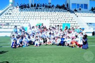 Fotoreportaž: Aşgabatda «Grassroots» çagalar futbol festiwaly geçirildi