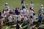 Fotoreportaž: Aşgabatda «Grassroots» çagalar futbol festiwaly geçirildi