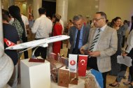 Photo report: Turkish Ebru Art Exhibition in Ashgabat