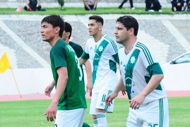 Türkmenistanyň Ýokary Ligasy 2019: «Aşgabat» - «Ahal» duşuşygyndan fotoreportaž