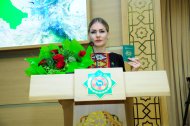 Photo report: Passport delivery ceremony for new citizens of Turkmenistan