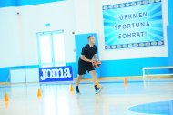 Fotoreportaž: Türkmenistanyň basketbol federasiýasynyň sudýalary bilen geçiren okuw seminary