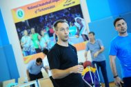 Fotoreportaž: Türkmenistanyň basketbol federasiýasynyň sudýalary bilen geçiren okuw seminary