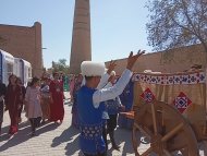 Fotoreportaž: Özbegistanyň Hywa şäherinde geçirilýän «Tansyň jadysy» atly halkara tans festiwaly