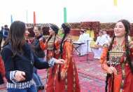 Photo report: Turkmenistan hosted an equestrian marathon in honor of the horse race