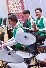 Фоторепортаж: Гастроли группы «Mariachi Champaña Nevin» с успехом прошли в Туркменистане