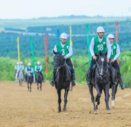 Photo report: Turkmenistan hosted an equestrian marathon in honor of the horse race