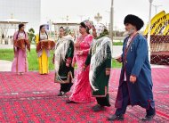 В Туркменистане прошло голосование на выборах депутатов Меджлиса шестого созыва, членов халк маслахаты и Генгешей (ФОТО)