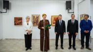 Photoreport from the exhibition of paintings by David Arushayants