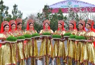 Fotoreportaž: Türkmenistanda Nowruz baýramy giňden bellenildi