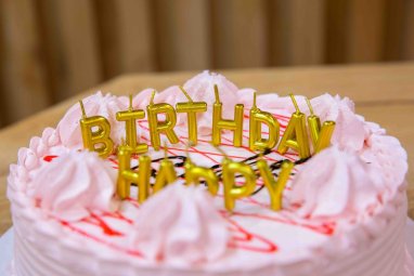 Order birthday cakes with delivery from Zyýat Hil