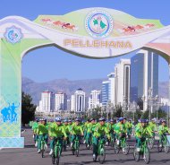 Photo report: A massive bike ride in honor of World Bicycle Day took place in Ashgabat