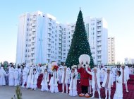 Fotoreportaž: Aşgabatda Parahat-7/3 ýaşaýyş toplumynda köp gatly jaýlaryň dördüsiniň açylyş dabarasy boldy