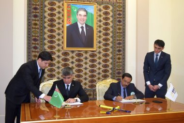 Photo report: Turkmenistan signs Memorandum of cooperation with Asian Hockey Federation (ASHF)