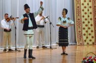 «Watan» kinokonsert merkezinde Rumyniýanyň «Transilwaniýa» folklor toparynyň konserti geçirildi