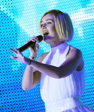 Polina Gagarinanyň konsertinden fotoreportaž