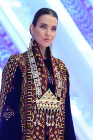 Exhibition of the shopping complex dedicated to the Day of the Turkmen Carpet in Ashgabat