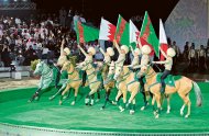 Photo report: Galkynysh equestrian group from Turkmenistan won the King and the people of Bahrain