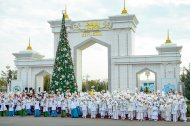 Photo story: The main Christmas tree of the country lit up in Turkmenistan