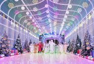 Photoreport: lights of the main New Year tree of the country lit in Turkmenistan