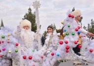 Photo story: The main Christmas tree of the country lit up in Turkmenistan