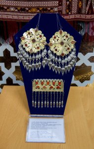 Exhibition of jewelry in the Main National Museum of Turkmenistan