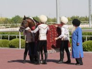 Türkmenistanda baýramçylyk at çapyşygy geçirildi