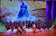 A concert dedicated to Makhtumkuli Fragi was held at the Mukams Palace in Ashgabat