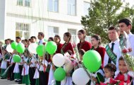 Фоторепортаж: Во всех школах Туркменистана прозвенел «Последний звонок»