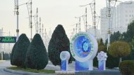 Fotoeportaž: Aşgabat Bitaraplygyň baýramçylyk bezegleri bilen bezeldi