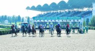 Photoreport: Horse racing was held in Ashgabat in honor of the Harvest Festival