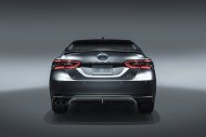 Изображения: Обновлённая Toyota Camry 2021 модельного года