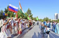 «Awaza — 2023» atly halkara tans we folklor festiwalynyň açylyş dabarasyndan fotoreportaž