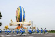 Mass bike ride held In Turkmenistan on World Health Day