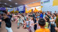 Kids Expo: Bebekler arasında yapılan emekleme yarışı