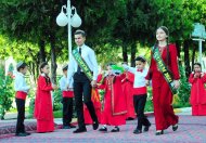 Farewell to school: last bell rang for graduates in Turkmenistan