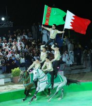 Photo report: Galkynysh equestrian group from Turkmenistan won the King and the people of Bahrain