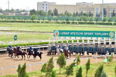 Lebap welaýatynda ýazky at çapyşygy geçirildi